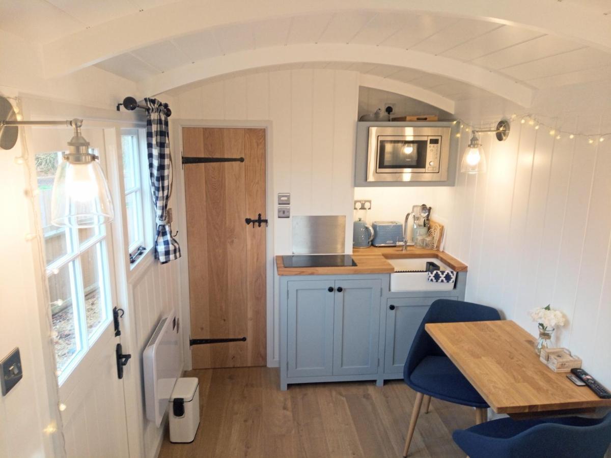 Yew Tree View Luxury Shepherd'S Hut Sturminster Newton Luaran gambar