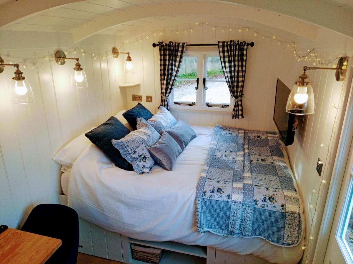 Yew Tree View Luxury Shepherd'S Hut Sturminster Newton Luaran gambar